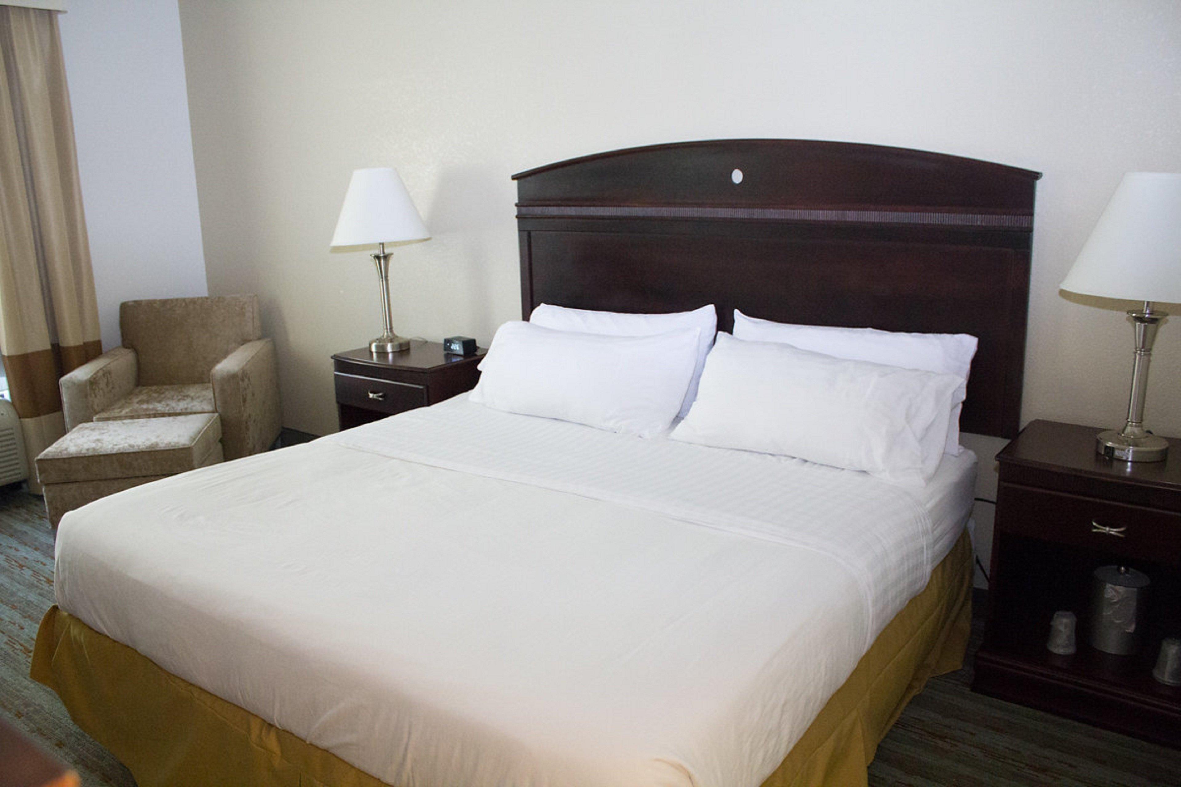Holiday Inn Express West Jefferson By Ihg Екстериор снимка