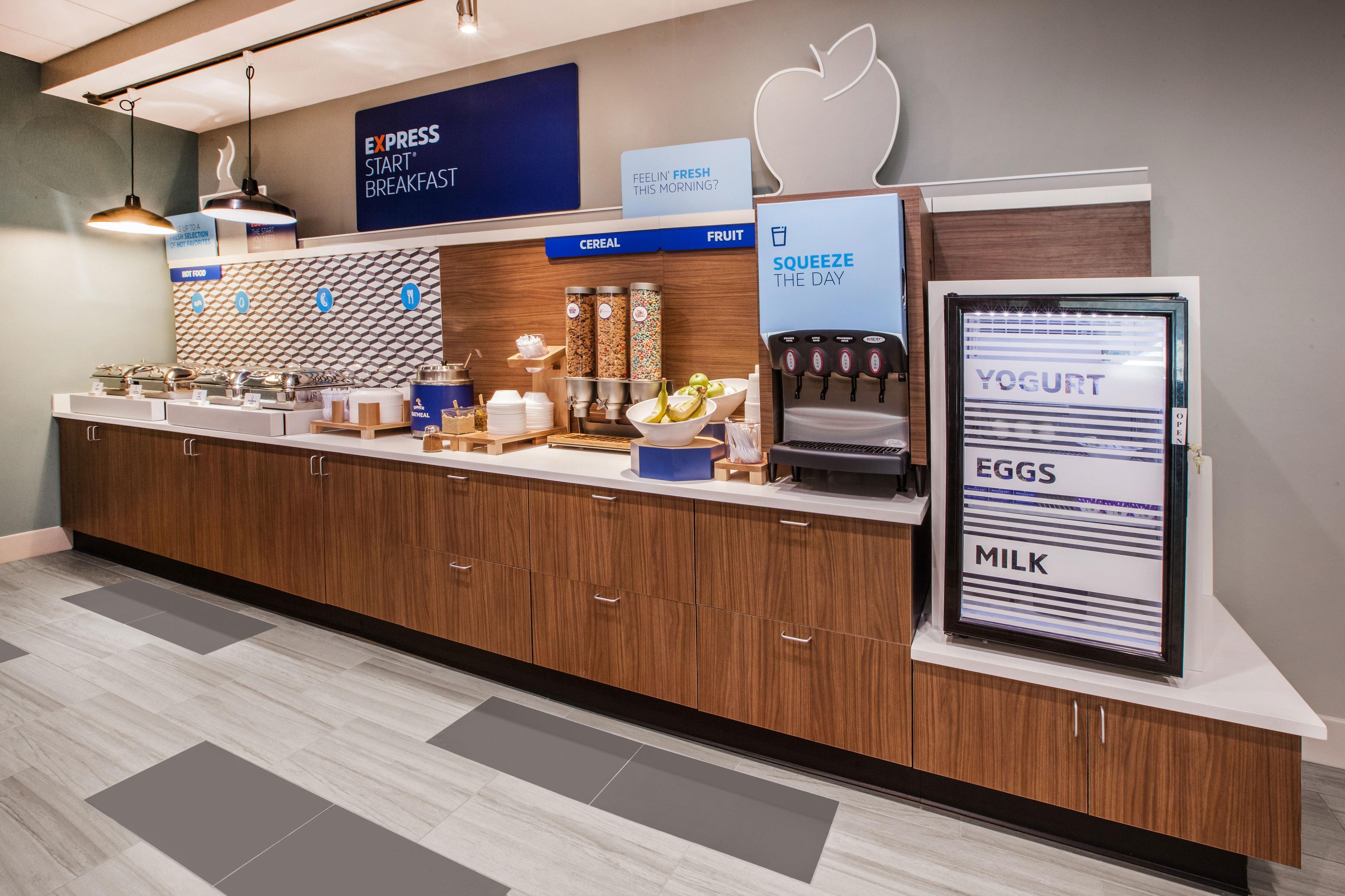 Holiday Inn Express West Jefferson By Ihg Екстериор снимка