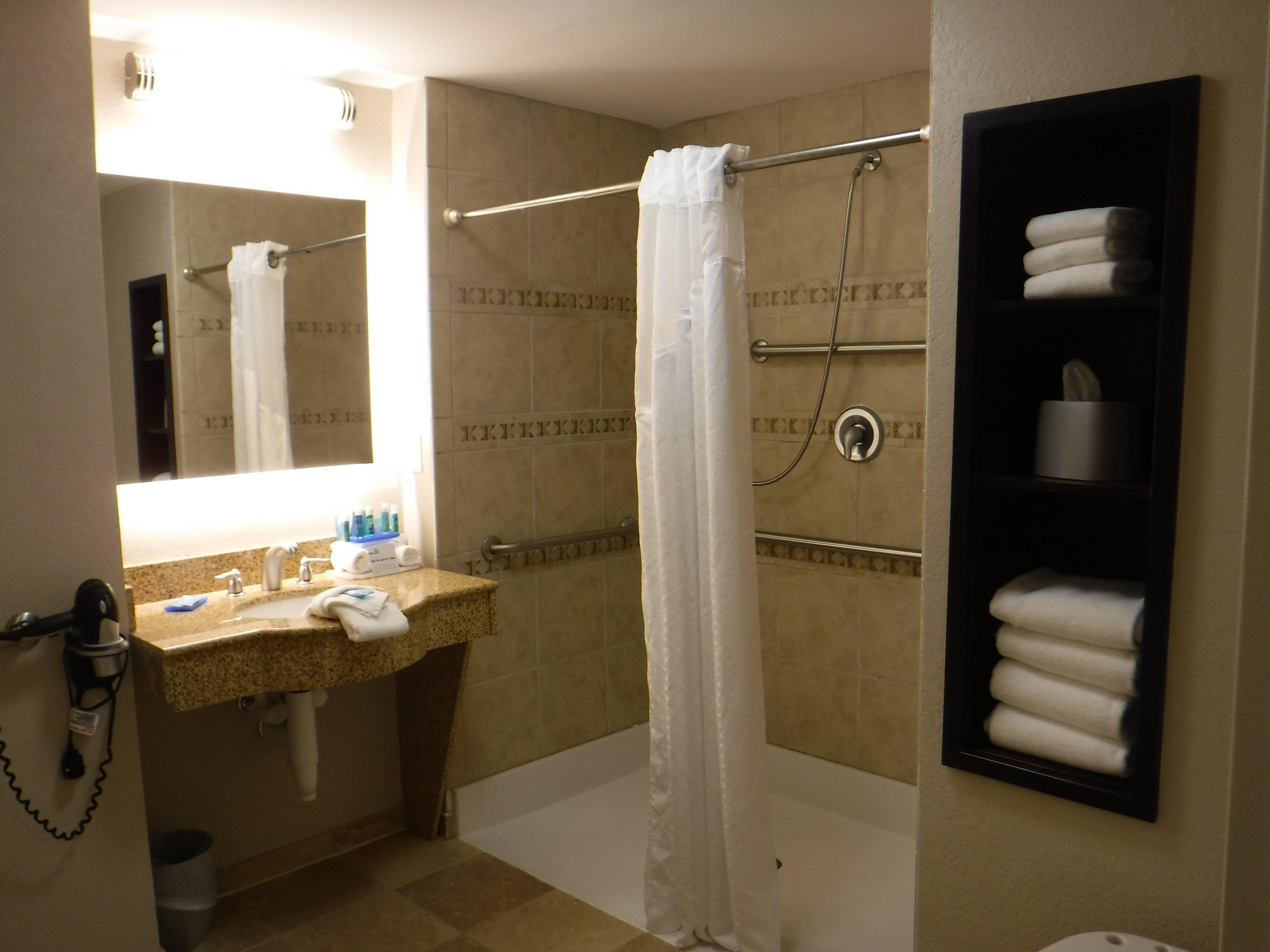 Holiday Inn Express West Jefferson By Ihg Екстериор снимка