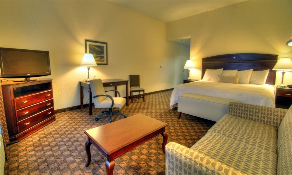 Holiday Inn Express West Jefferson By Ihg Стая снимка