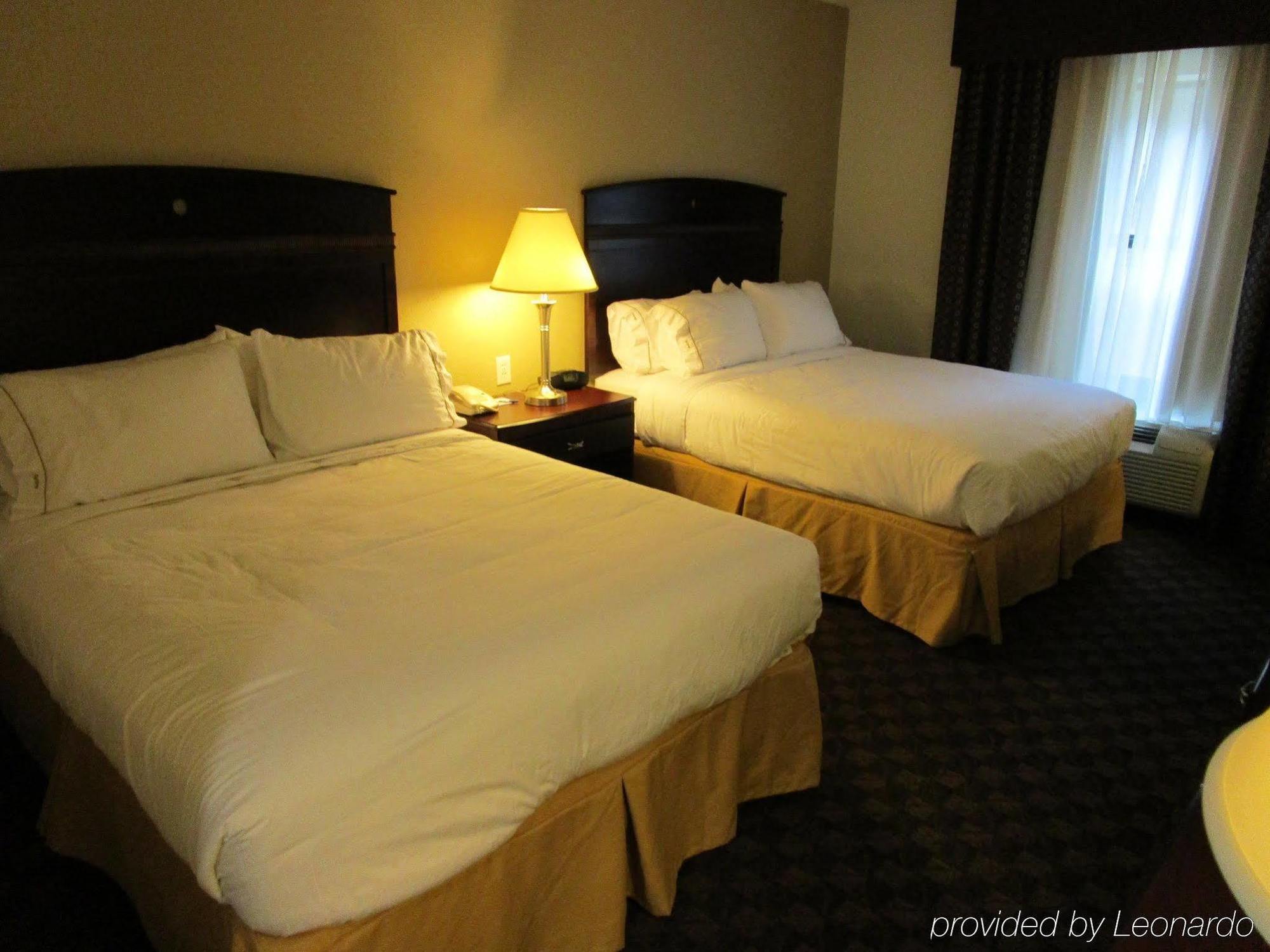 Holiday Inn Express West Jefferson By Ihg Екстериор снимка