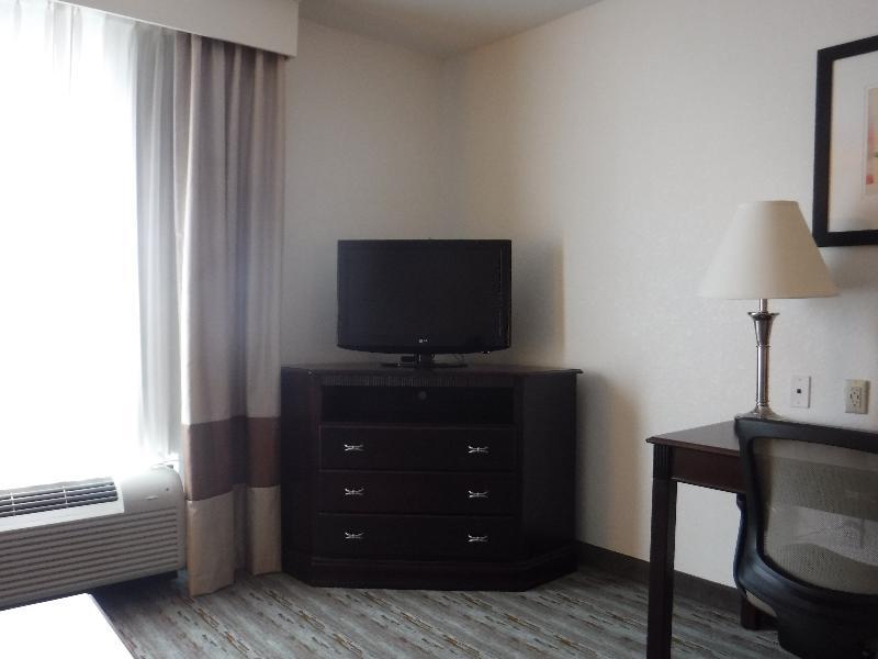 Holiday Inn Express West Jefferson By Ihg Екстериор снимка