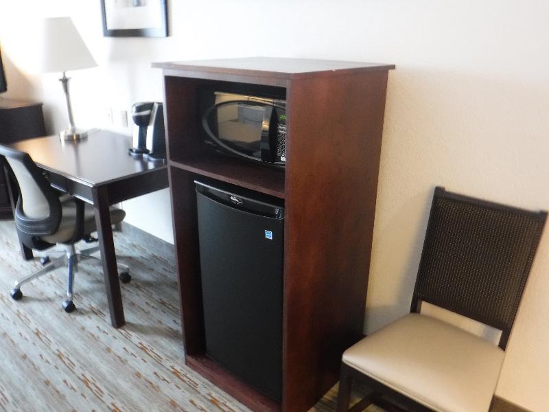 Holiday Inn Express West Jefferson By Ihg Екстериор снимка